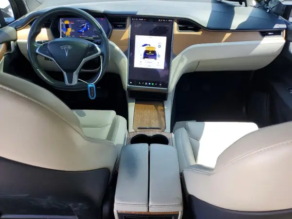 5YJXCDE26LF236262 2020 TESLA MODEL X - Image 8