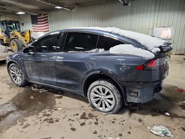 5YJXCDE27GF027621 2016 TESLA MODEL X - Image 2