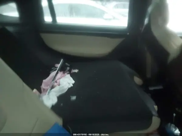 5YJXCDE27GF028932 2016 TESLA MODEL X - Image 8