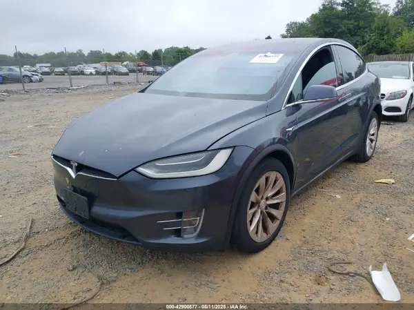5YJXCDE27GF030910 2016 TESLA MODEL X - Image 2