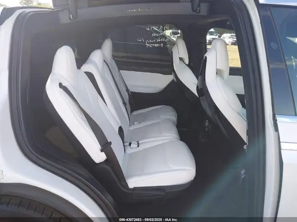 5YJXCDE27HF040404 2017 TESLA MODEL X - Image 8