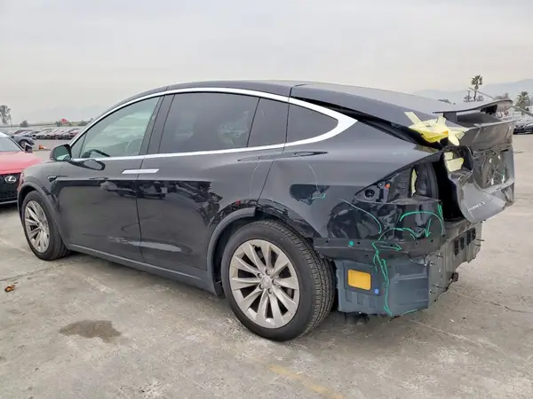 5YJXCDE27HF044470 2017 TESLA MODEL X - Image 2