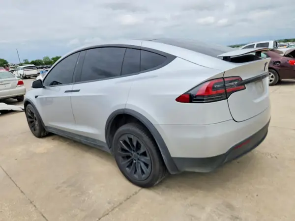 5YJXCDE27HF051449 2017 TESLA MODEL X - Image 2