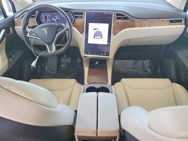5YJXCDE27HF067005 2017 TESLA MODEL X - Image 8