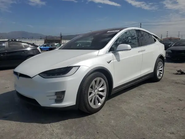 5YJXCDE27HF076187 2017 TESLA MODEL X - Image 1