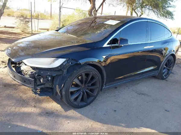 5YJXCDE27JF087681 2018 TESLA MODEL X - Image 2