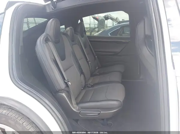 5YJXCDE27JF090578 2018 TESLA MODEL X - Image 8