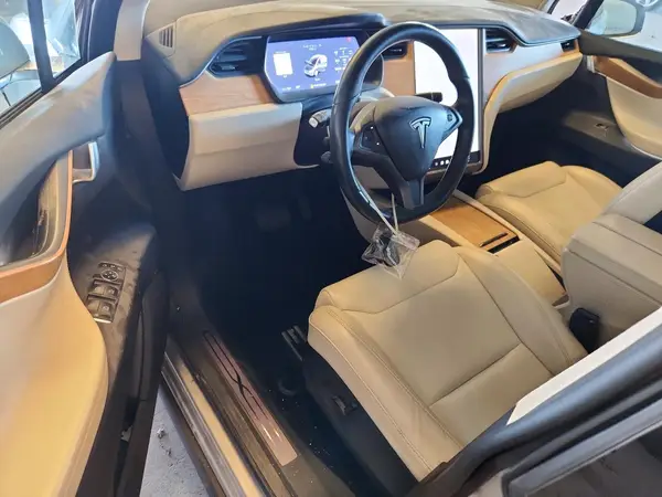 5YJXCDE27JF126933 2018 TESLA MODEL X - Image 8