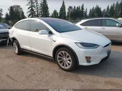 5YJXCDE27JF139701 2018 TESLA MODEL X