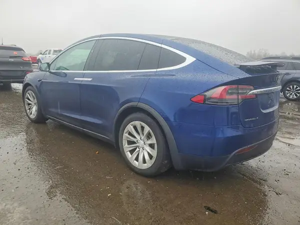 5YJXCDE27JF139925 2018 TESLA MODEL X - Image 2