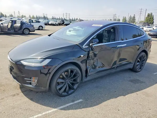 5YJXCDE27KF207089 2019 TESLA MODEL X - Image 1