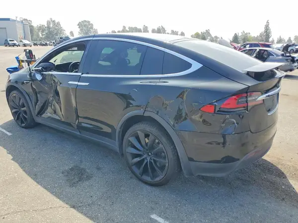 5YJXCDE27KF207089 2019 TESLA MODEL X - Image 2