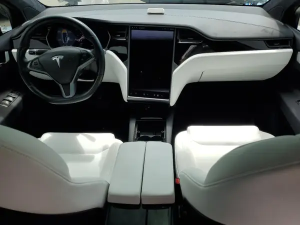 5YJXCDE27LF261381 2020 TESLA MODEL X - Image 8