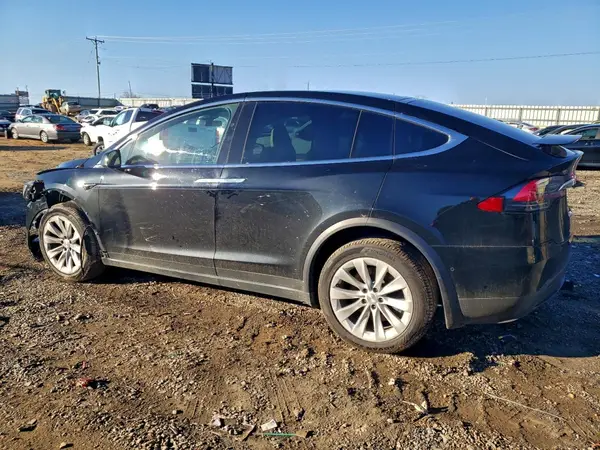 5YJXCDE27LF283266 2020 TESLA MODEL X - Image 2