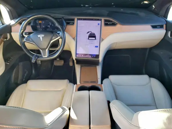 5YJXCDE27LF283266 2020 TESLA MODEL X - Image 8