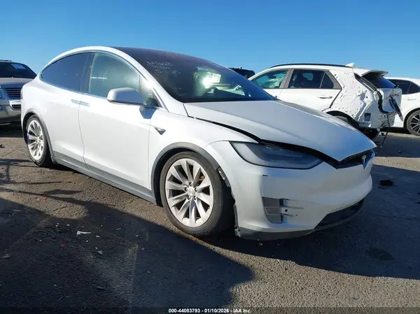 5YJXCDE27MF323668 2021 TESLA MODEL X - Image 1