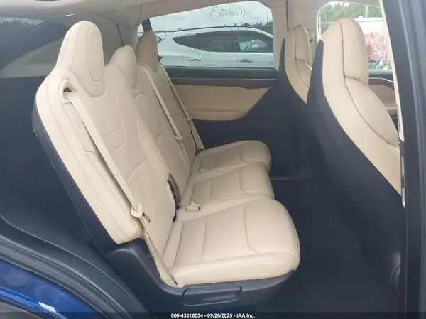 5YJXCDE28HF052237 2017 TESLA MODEL X - Image 8