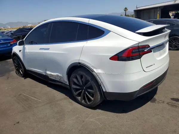 5YJXCDE28HF066767 2017 TESLA MODEL X - Image 2