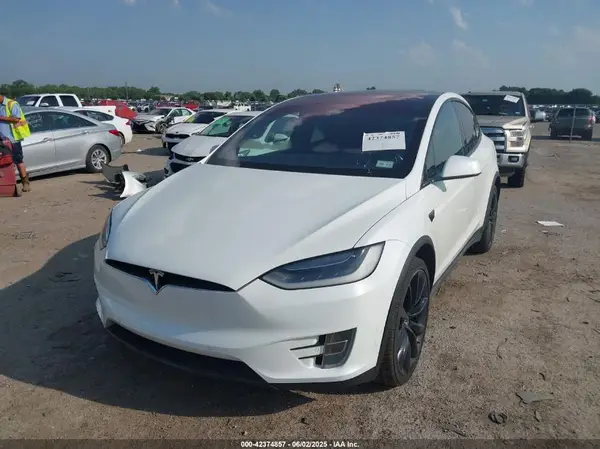 5YJXCDE28HF068308 2017 TESLA MODEL X - Image 2