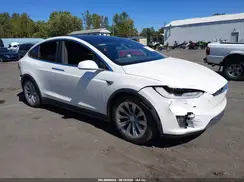5YJXCDE28HF077199 2017 TESLA MODEL X
