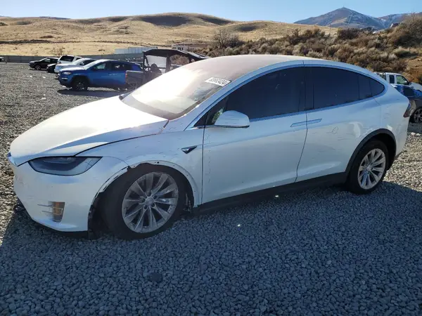 5YJXCDE28JF091402 2018 TESLA MODEL X - Image 1