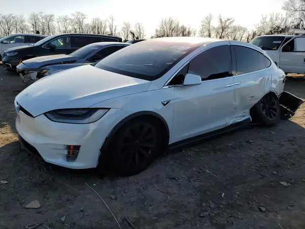5YJXCDE28JF102270 2018 TESLA MODEL X - Image 1