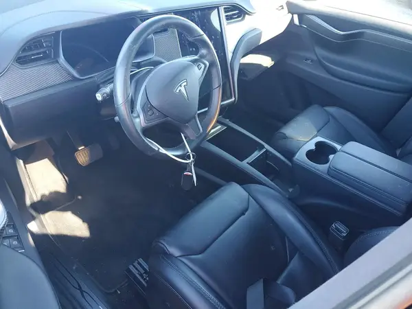 5YJXCDE28JF104522 2018 TESLA MODEL X - Image 8