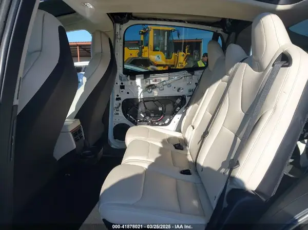 5YJXCDE28JF115455 2018 TESLA MODEL X - Image 8