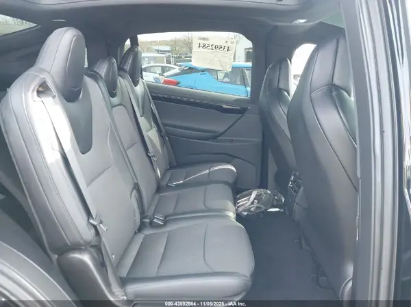 5YJXCDE28JF123376 2018 TESLA MODEL X - Image 8