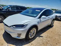 5YJXCDE28JF132515 2018 TESLA MODEL X