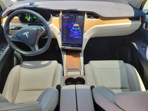 5YJXCDE28JF132515 2018 TESLA MODEL X - Image 8