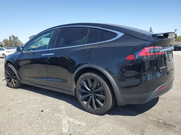 5YJXCDE28JF140212 2018 TESLA MODEL X - Image 2