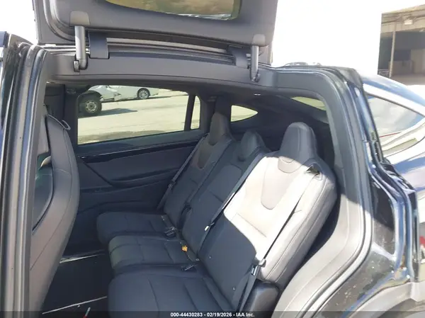 5YJXCDE28KF152779 2019 TESLA MODEL X - Image 8