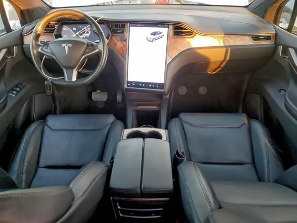 5YJXCDE28KF207571 2019 TESLA MODEL X - Image 8