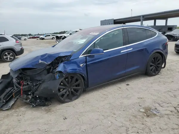 5YJXCDE28LF223481 2020 TESLA MODEL X - Image 1