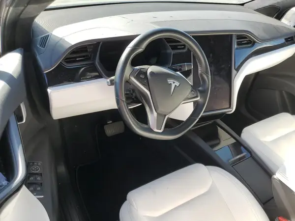 5YJXCDE28LF261972 2020 TESLA MODEL X - Image 8