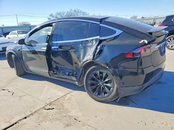5YJXCDE28LF284913 2020 TESLA MODEL X - Image 2