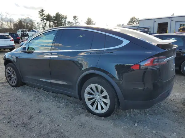 5YJXCDE28LF296060 2020 TESLA MODEL X - Image 2