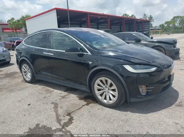 5YJXCDE28LF298469 2020 TESLA MODEL X - Image 1