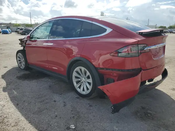 5YJXCDE28LF303461 2020 TESLA MODEL X - Image 2