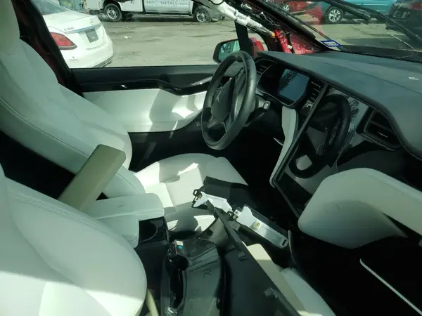 5YJXCDE28LF303461 2020 TESLA MODEL X - Image 8