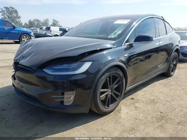 5YJXCDE29GF026583 2016 TESLA MODEL X - Image 2
