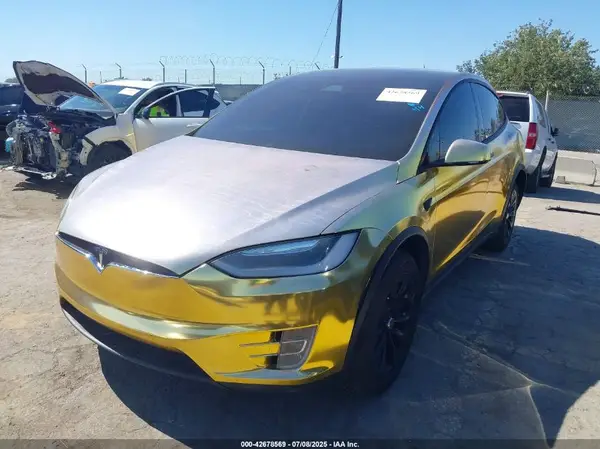 5YJXCDE29HF067037 2017 TESLA MODEL X - Image 2