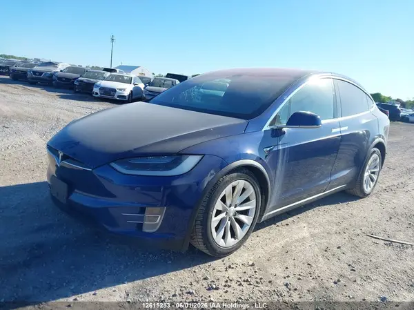 5YJXCDE29HF071640 2017 TESLA MODEL X - Image 2