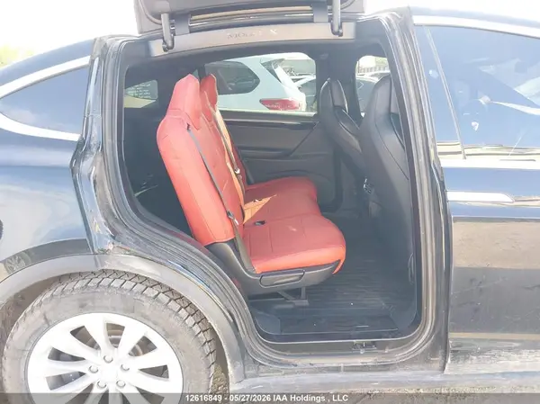 5YJXCDE29HF075574 2017 TESLA MODEL X - Image 8