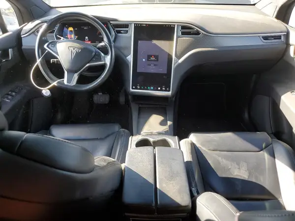 5YJXCDE29JF092218 2018 TESLA MODEL X - Image 8