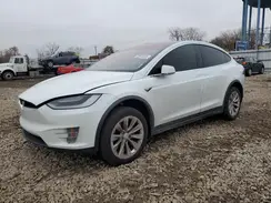 5YJXCDE29JF113956 2018 TESLA MODEL X
