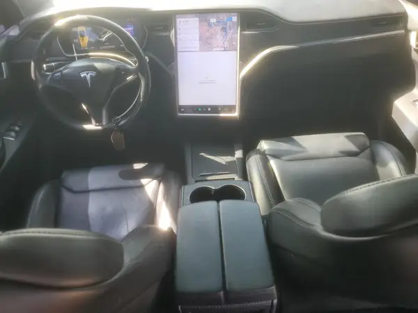 5YJXCDE29KF197875 2019 TESLA MODEL X - Image 8