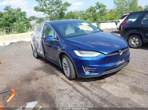 5YJXCDE29LF223019 2020 TESLA MODEL X - Image 1