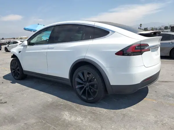 5YJXCDE29LF301783 2020 TESLA MODEL X - Image 2